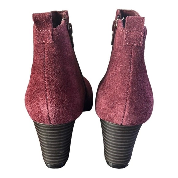 Clarks Boots Womens 7.5M Ankle Burgundy Wedge Heel Suede Zip Up‎ Casual Boho - Picture 5 of 8